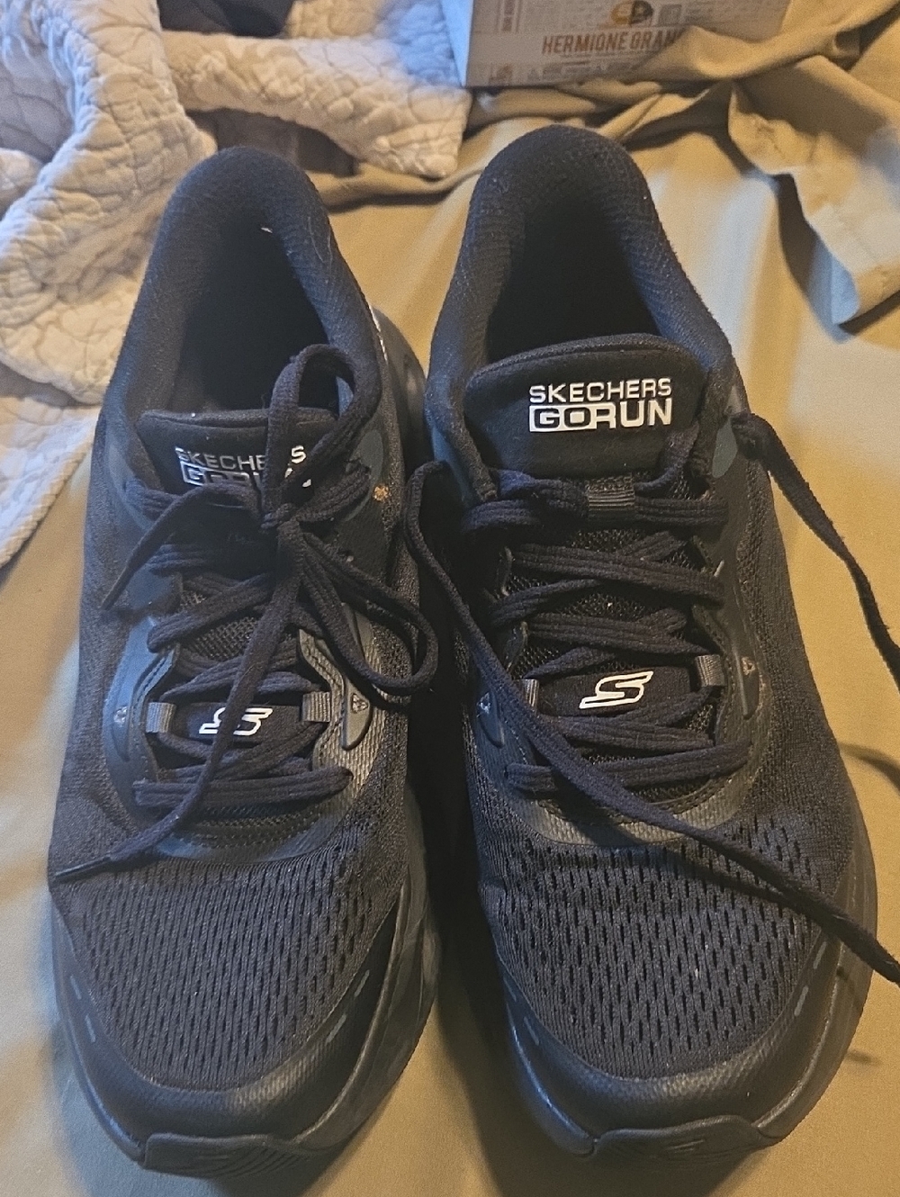Skechers GOrun Men's Black Athletic Running Shoes